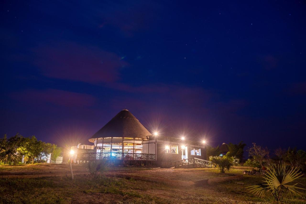 Tilenga Safari Lodge Arua Exterior foto